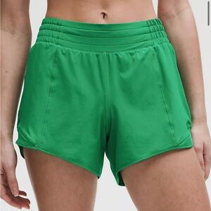 Size 2 lulu 4” shorts